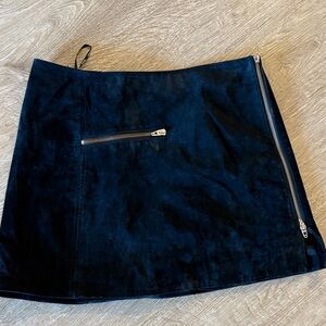 Blank NYC suede black skirt. Size 30